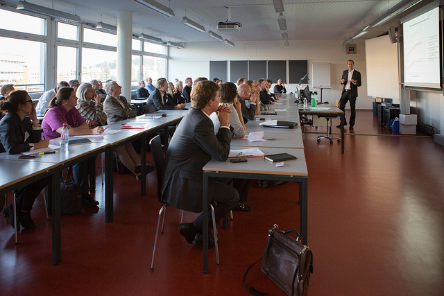 Netzwerk-Apéro vom 24. September 2013 der Hochschule Luzern